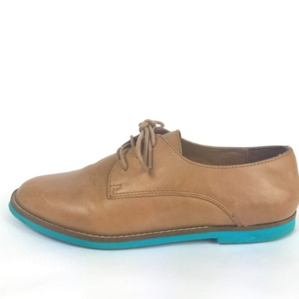 Steve Madden "Jazie" Tan Oxford